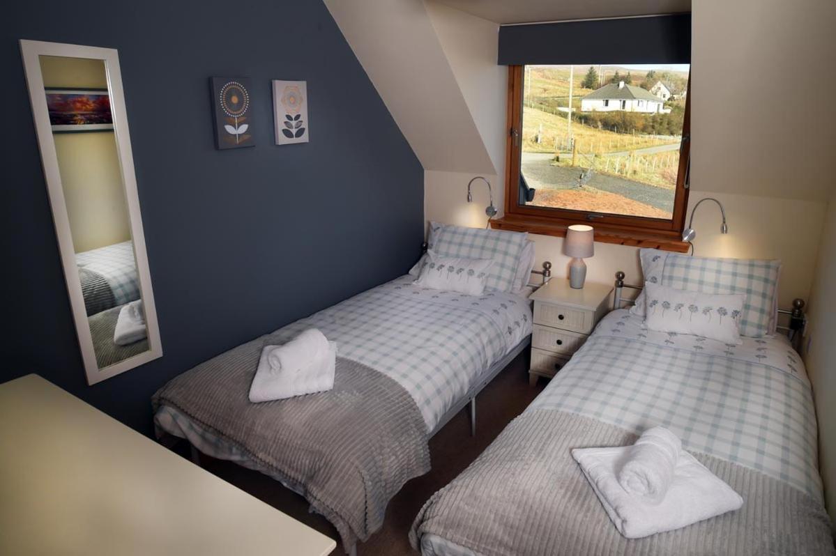 Rowan Cottage Self Catering Portree Ngoại thất bức ảnh